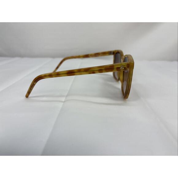 Liz Claiborne Square Light Tortoise Shell Sunglasses - Picture 4 of 8